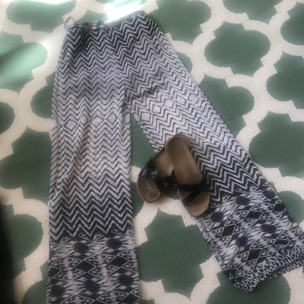 NWT size small Sans Souchi perfect vacay pants